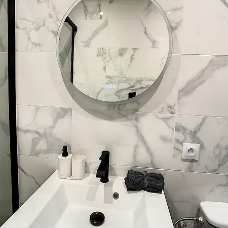 Apartment Grand Cozy - Proche Metro Paris - Spots Touristiques Ivry-sur-Seine